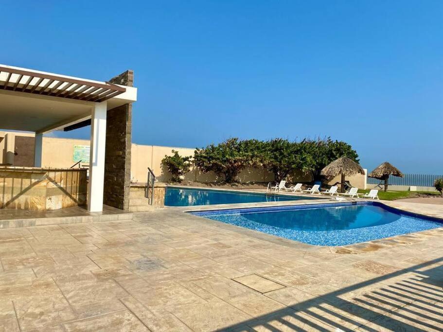 Victoria'S Beach House Heroica Heroica Alvarado Exterior photo